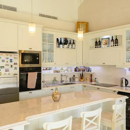Petralis Apartment